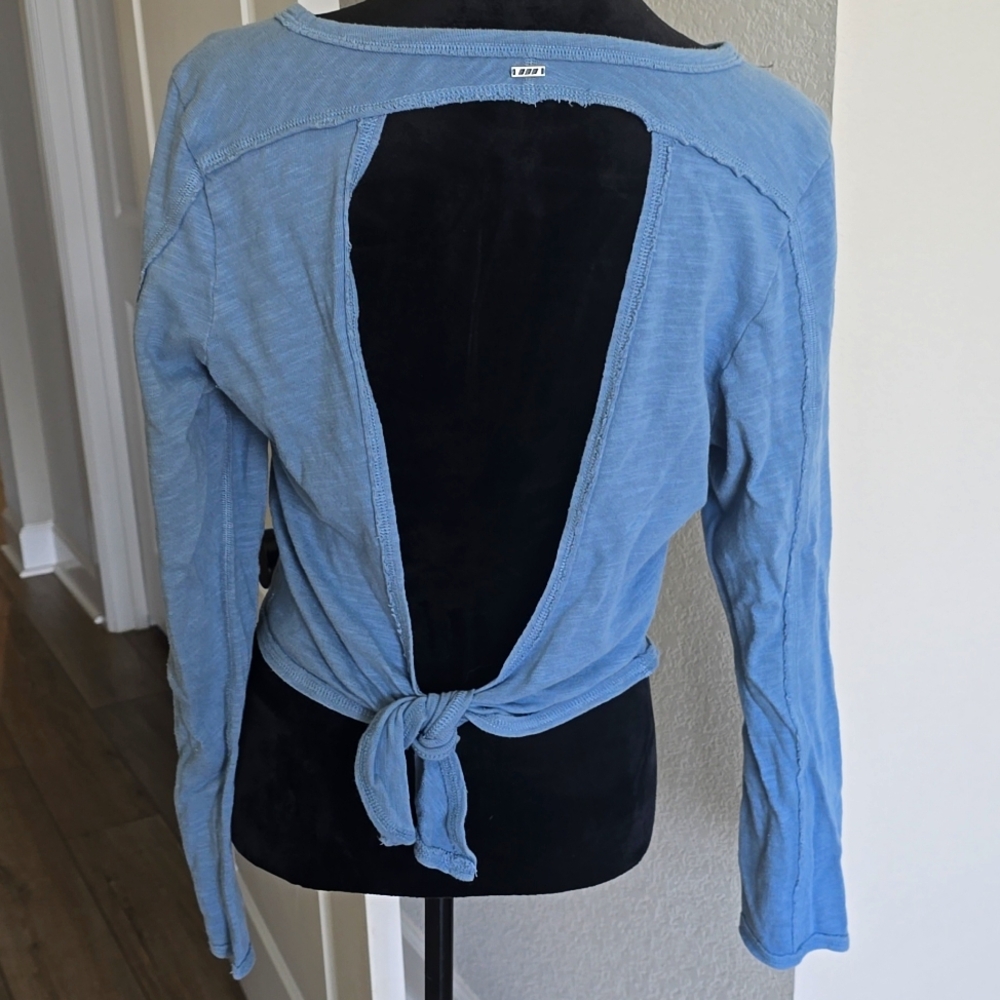 Lorna Jane Long Sleeve Top Size L